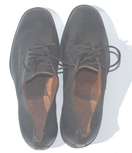 RAF 1943 dated size 12 shoes
