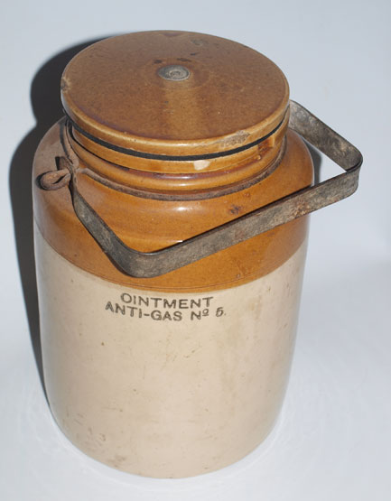 Anti-gas ointment No5 tub